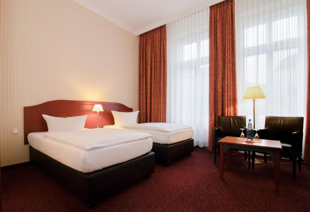 Akzent Hotel Am Goldenen Strauss Görlitz Exterior foto